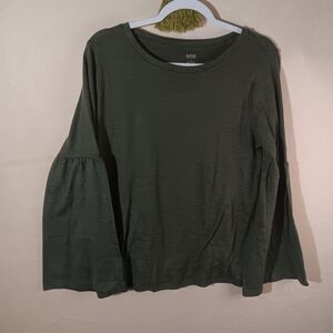 a.n.a 🦋 Dark Green Bell Sleeve Blouse
